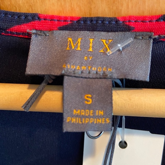 Mix by 41 Hawthorn Kassidy wrap dress navy pink Stitch Fix - Picture 6 of 6